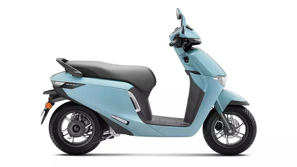 Honda Activa e and QC 1